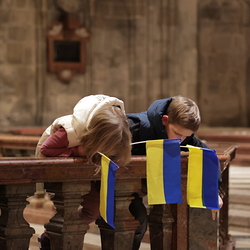 ökumenisches Ukraine-Friedensgebet / Stephan Schoenlaub