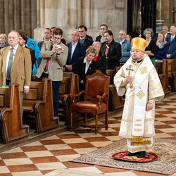 Priesterweihe Byzantinischer Ritus im Stephansdom / Erzdiözese Wien/ Schönlaub