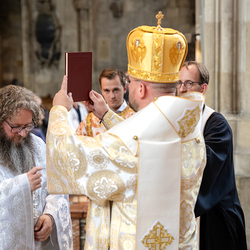 Priesterweihe Byzantinischer Ritus im Stephansdom / Erzdiözese Wien/ Schönlaub